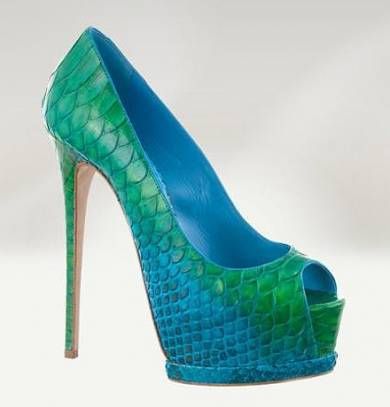 Gianmarco Lorenzi весна-літо 2012: річна доза стилю і жіночності Gianmarco Lorenzi весна-літо 2012: річна доза стилю і жіночності
