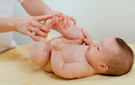 Як зрозуміти що у дитини гіпертонус