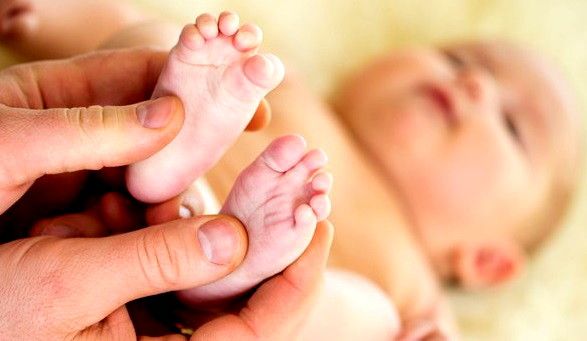 Гіпертонус ручок і ніжок