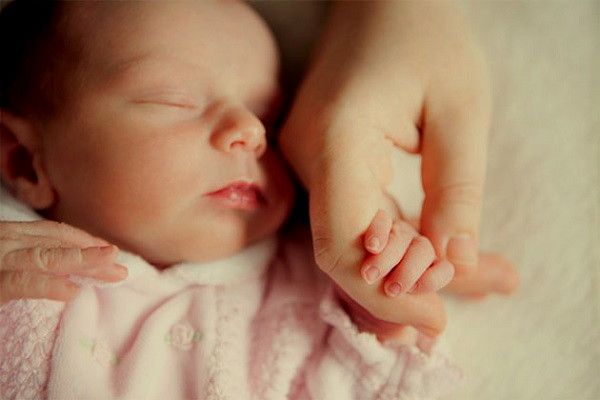 Чому у малюка постійно холодні руки