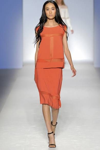 Колекція весна-літо 2012 від «королеви шифону» Alberta Ferretti Колекція весна-літо 2012 від «королеви шифону» Alberta Ferretti
