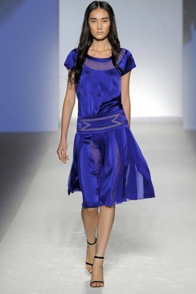 Колекція весна-літо 2012 від «королеви шифону» Alberta Ferretti Колекція весна-літо 2012 від «королеви шифону» Alberta Ferretti
