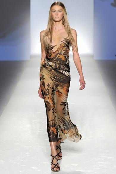 Колекція весна-літо 2012 від «королеви шифону» Alberta Ferretti Колекція весна-літо 2012 від «королеви шифону» Alberta Ferretti