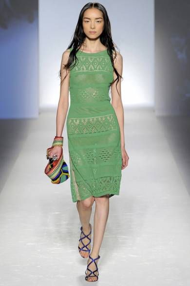 Колекція весна-літо 2012 від «королеви шифону» Alberta Ferretti Колекція весна-літо 2012 від «королеви шифону» Alberta Ferretti