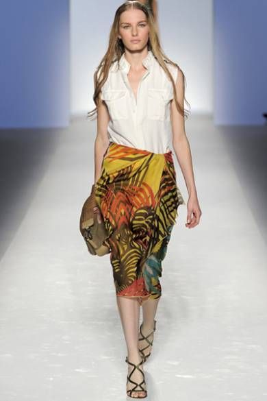 Колекція весна-літо 2012 від «королеви шифону» Alberta Ferretti Колекція весна-літо 2012 від «королеви шифону» Alberta Ferretti