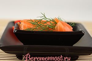 Можна вагітним їсти роли