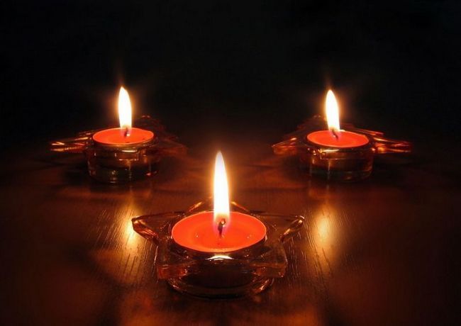 Новорічні та святочні ворожіння Новорічні та святочні ворожіння